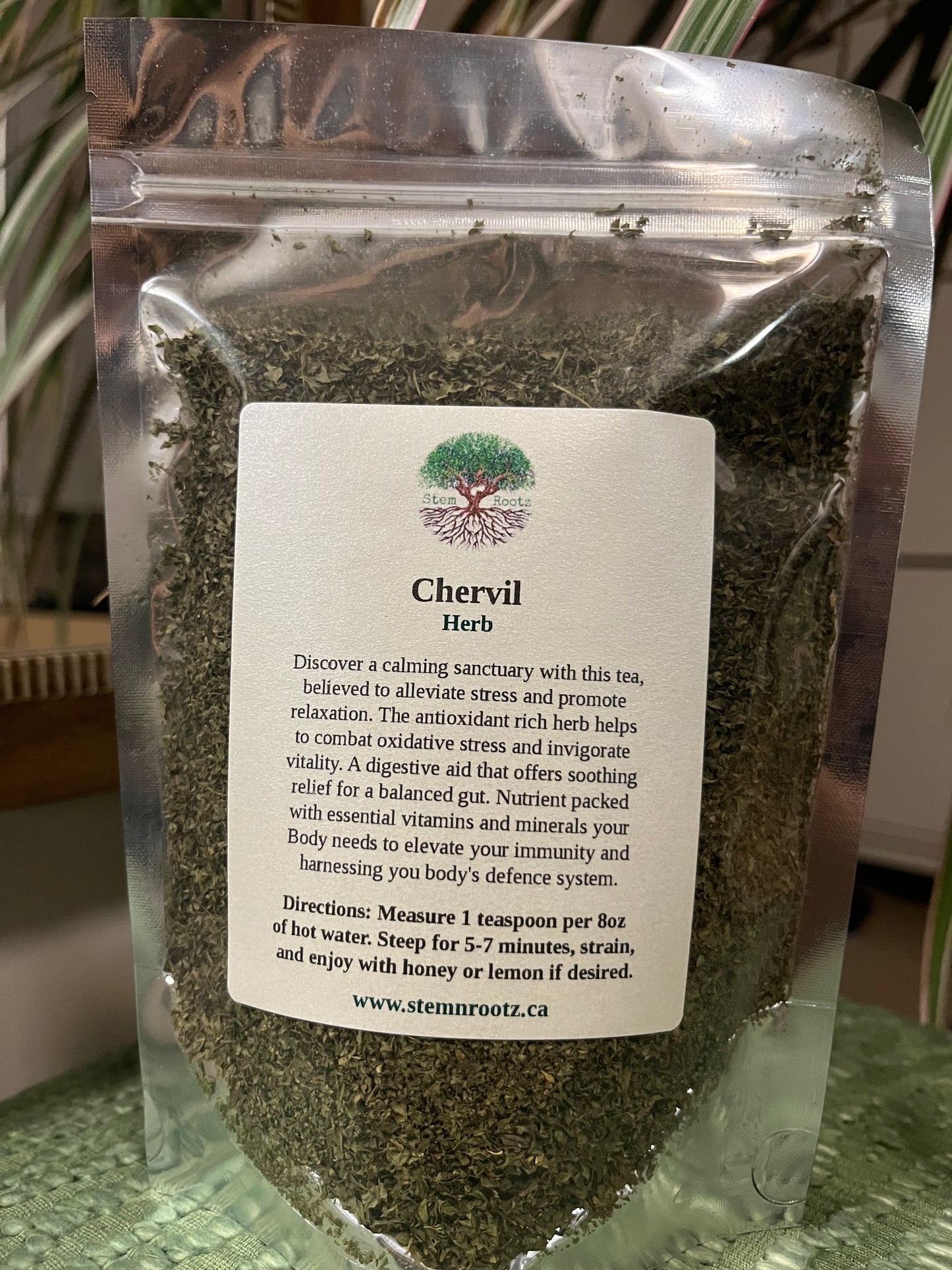 Stem n Rootz – Chervil loose leaf herbal tea in resealable 2oz pouch