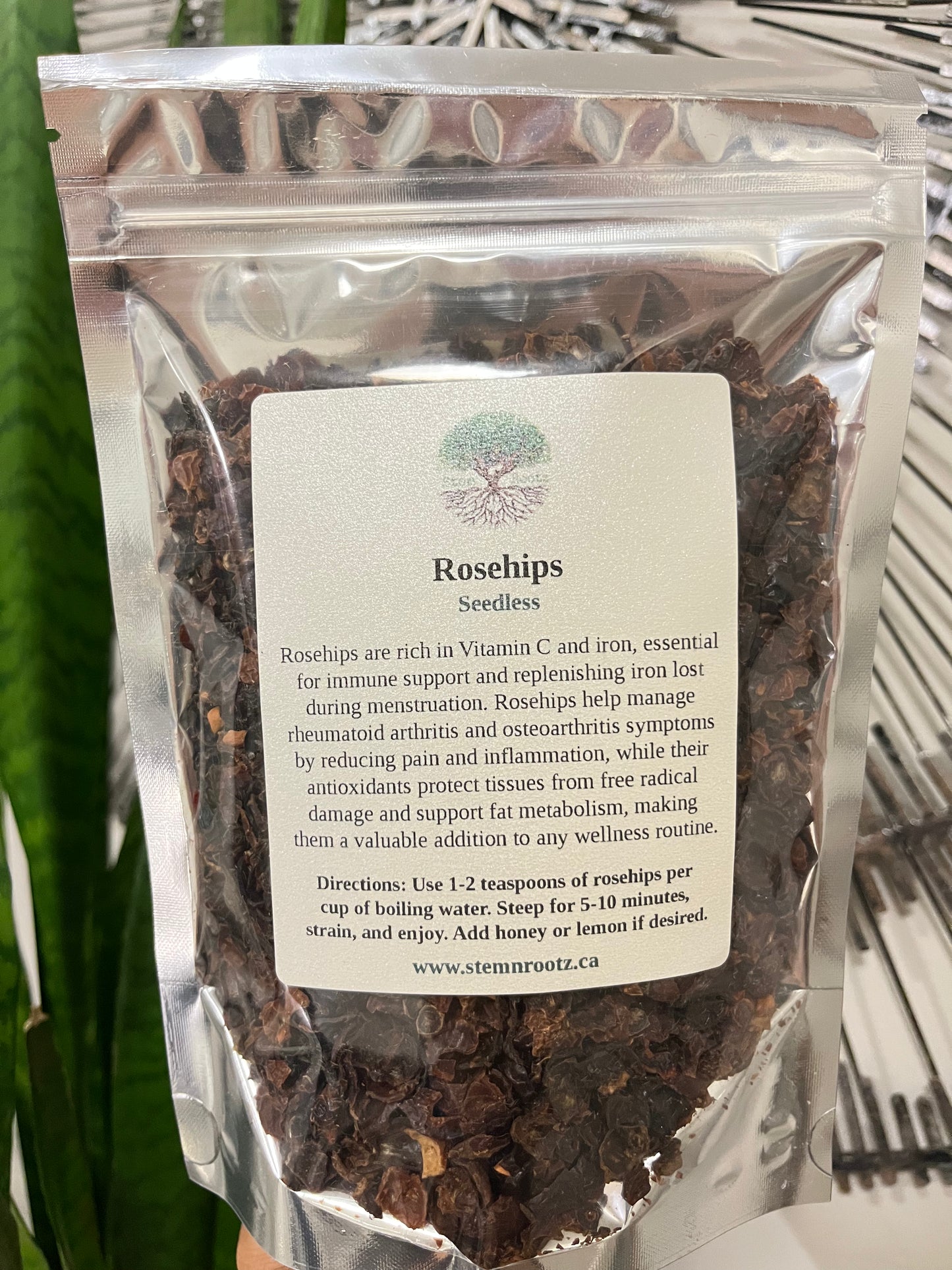 Rose Hips – Natural Support for Immune Health, Skin Vitality, and Joint Comfort 4oz