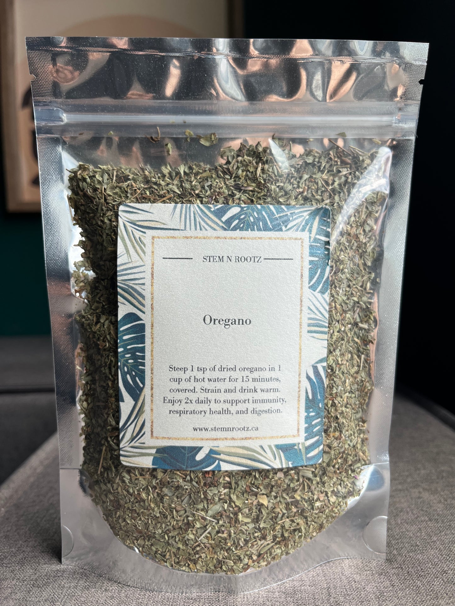 Stem n Rootz – Oregano Leaf loose leaf herbal tea in resealable 2oz pouch