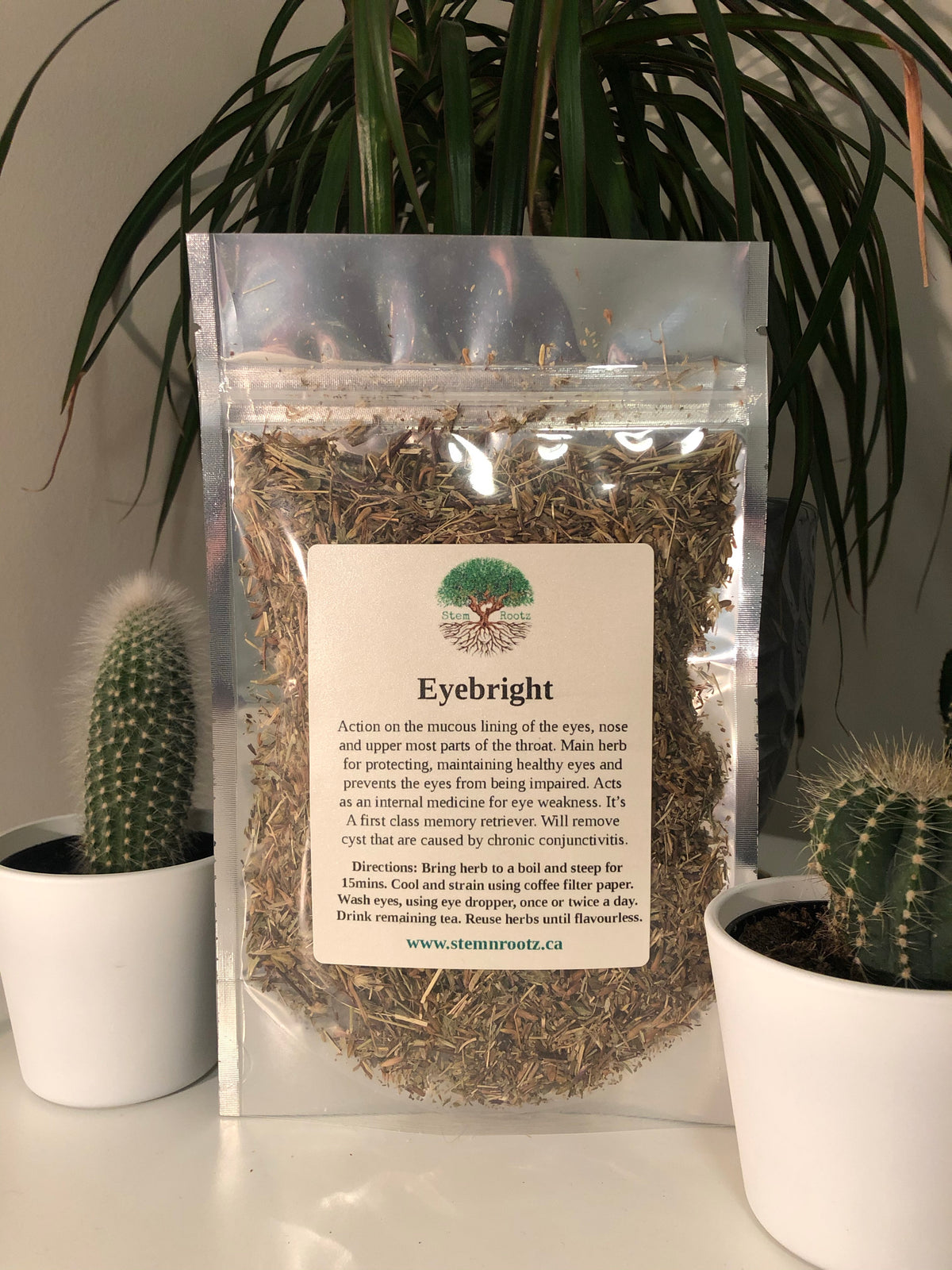 Eyebright herb loose leaf herbal tea in resealable 2oz pouch