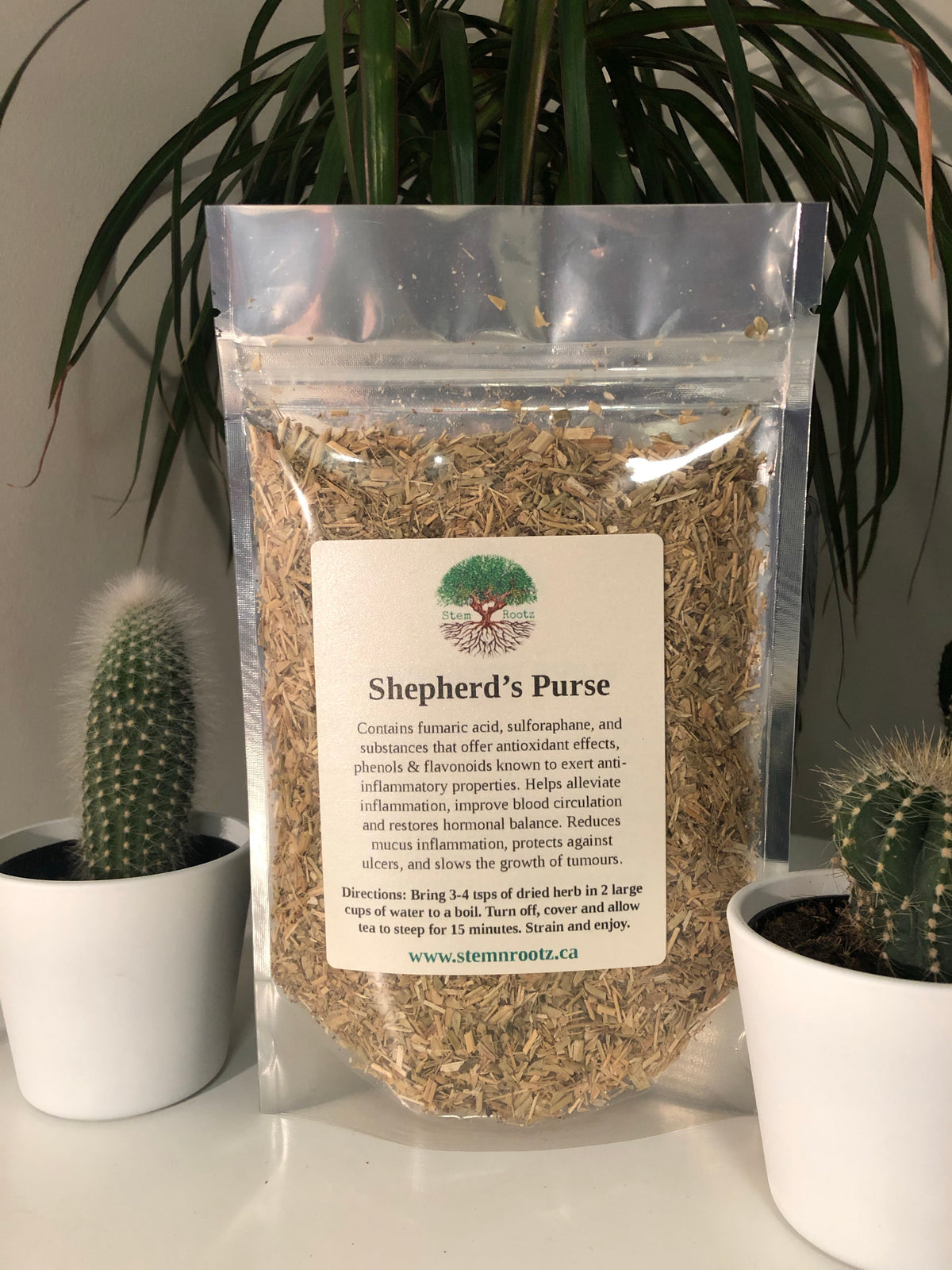 Shepherd's purse loose leaf herbal tea in resealable 2oz pouch