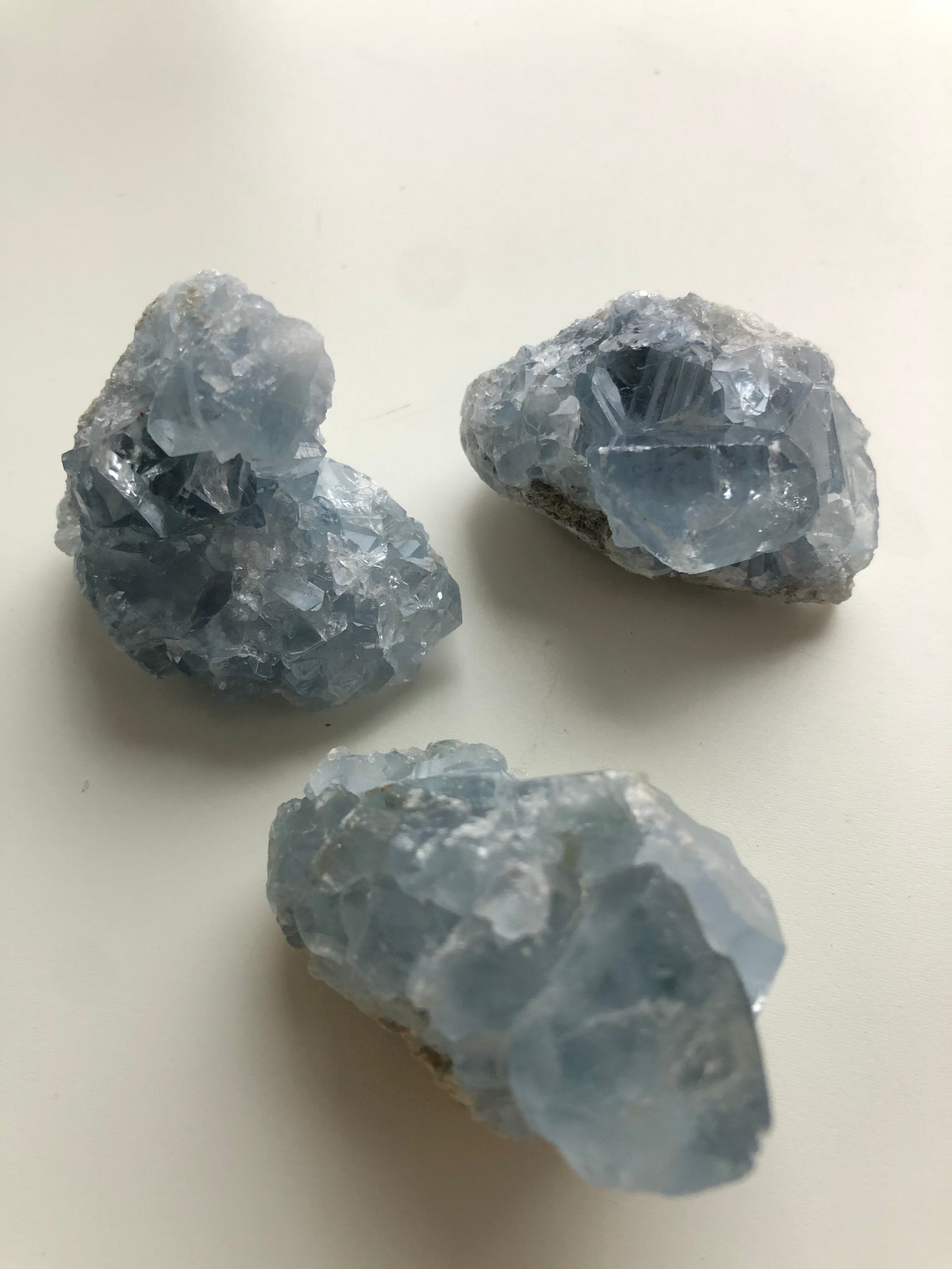 Stem n Rootz – mini celestite