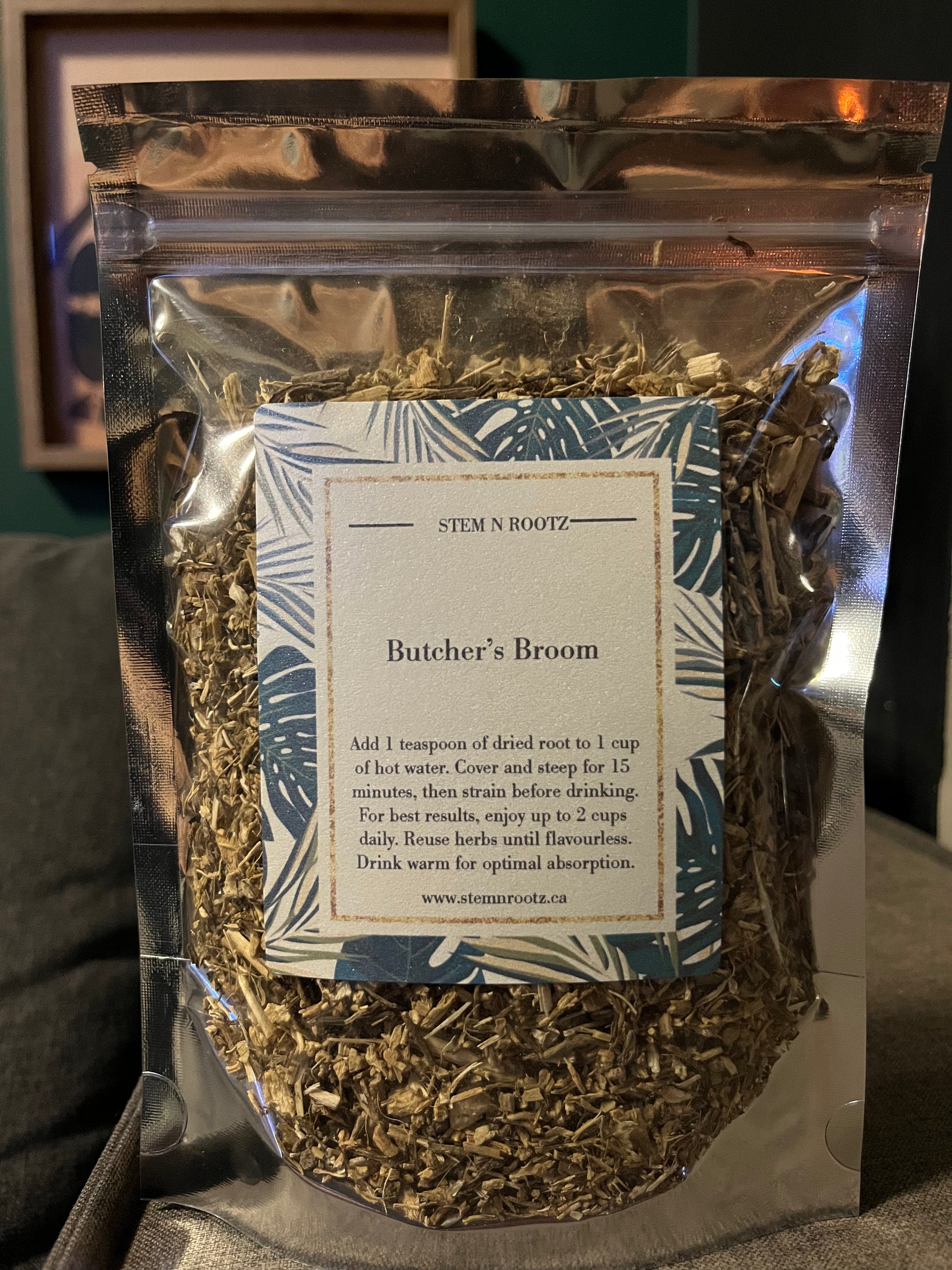 Butcher's Broom loose leaf herbal tea in resealable 3oz pouch
