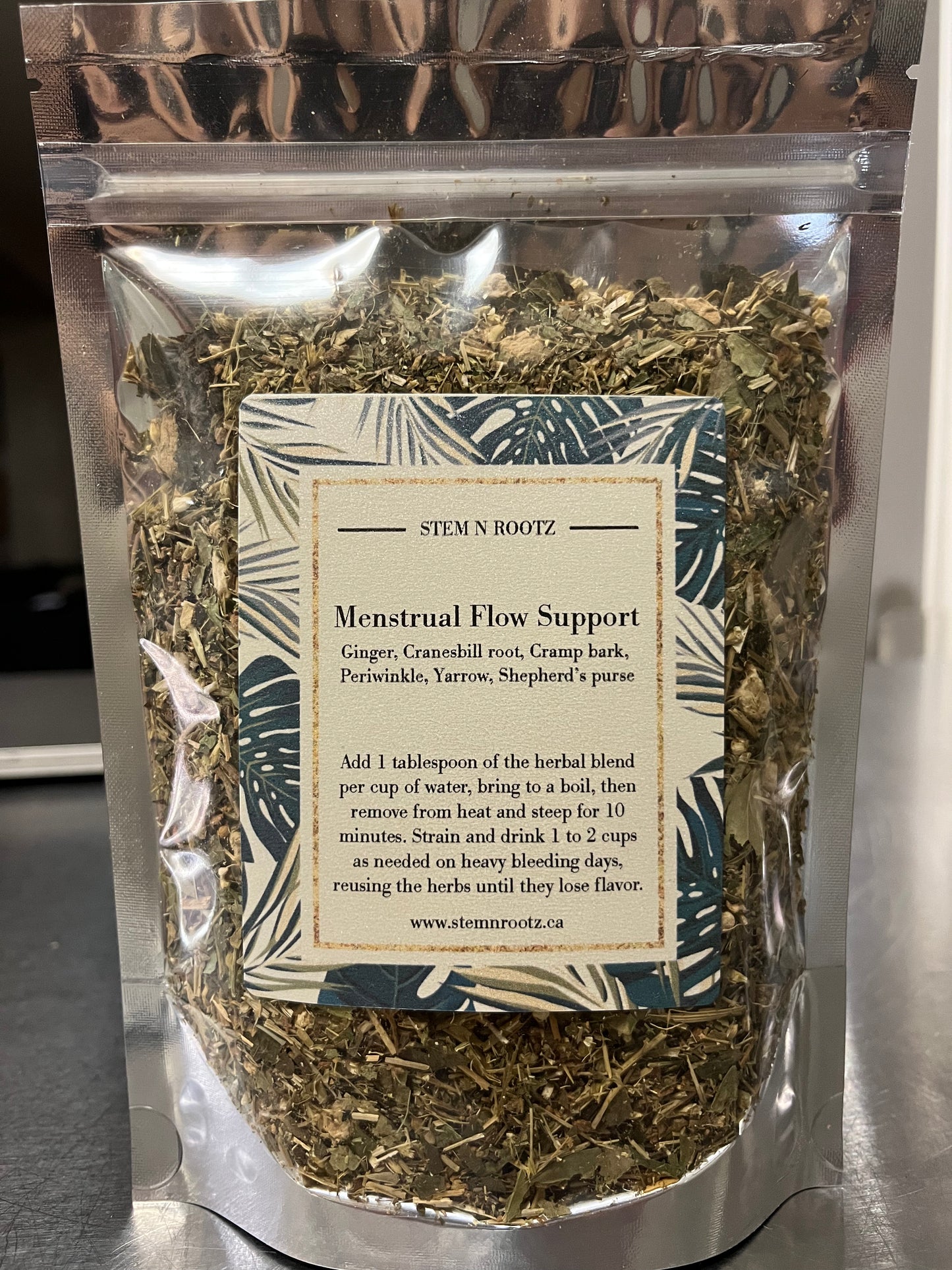 Stem n Rootz – Menstrual Flow Support loose leaf herbal blend in resealable 3oz pouch
