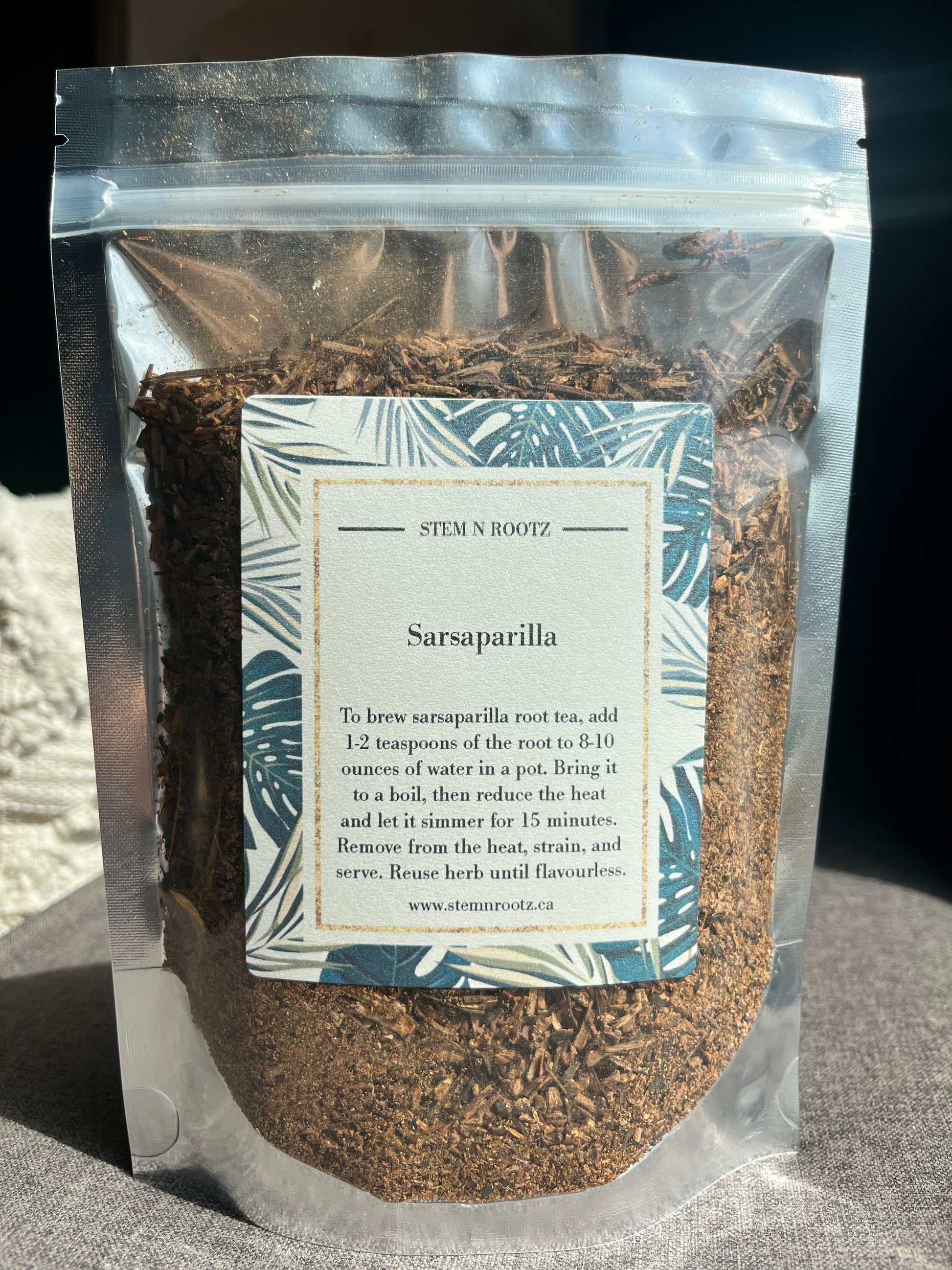Sarsaparilla root loose leaf herbal tea in resealable 3oz pouch 