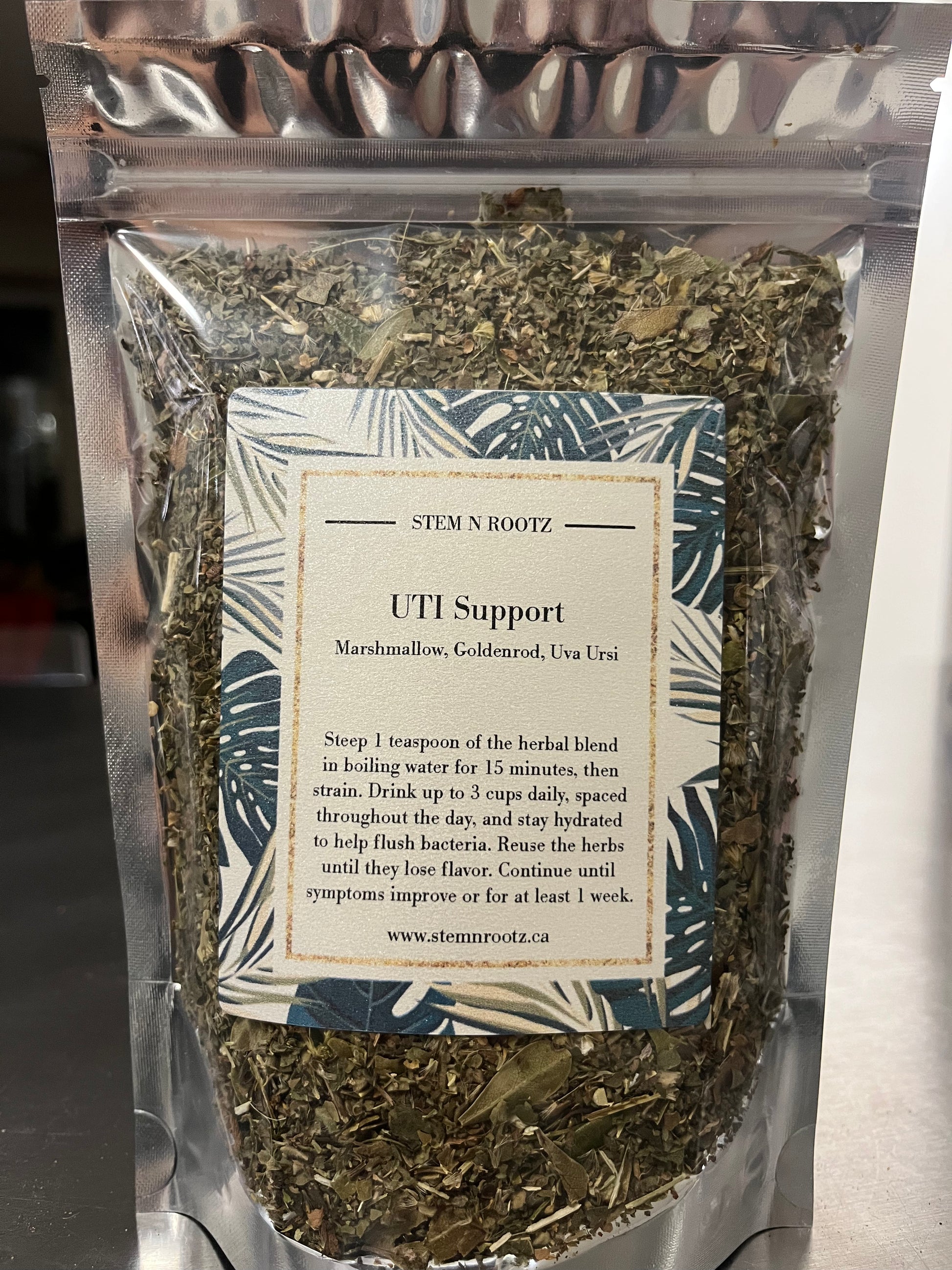 Stem n Rootz – UTI Support loose leaf herbal blend in resealable 2oz pouch