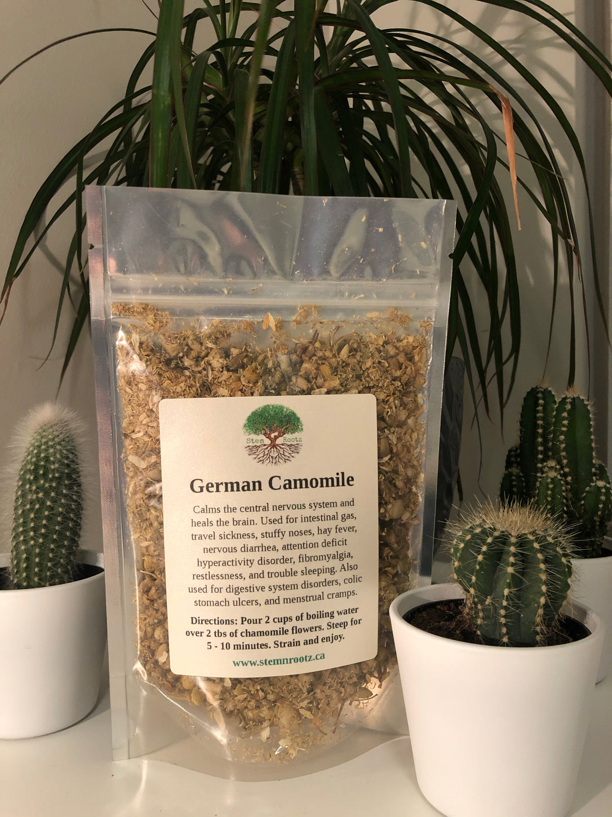 German chamomile loose leaf herbal tea in resealable 2oz pouch