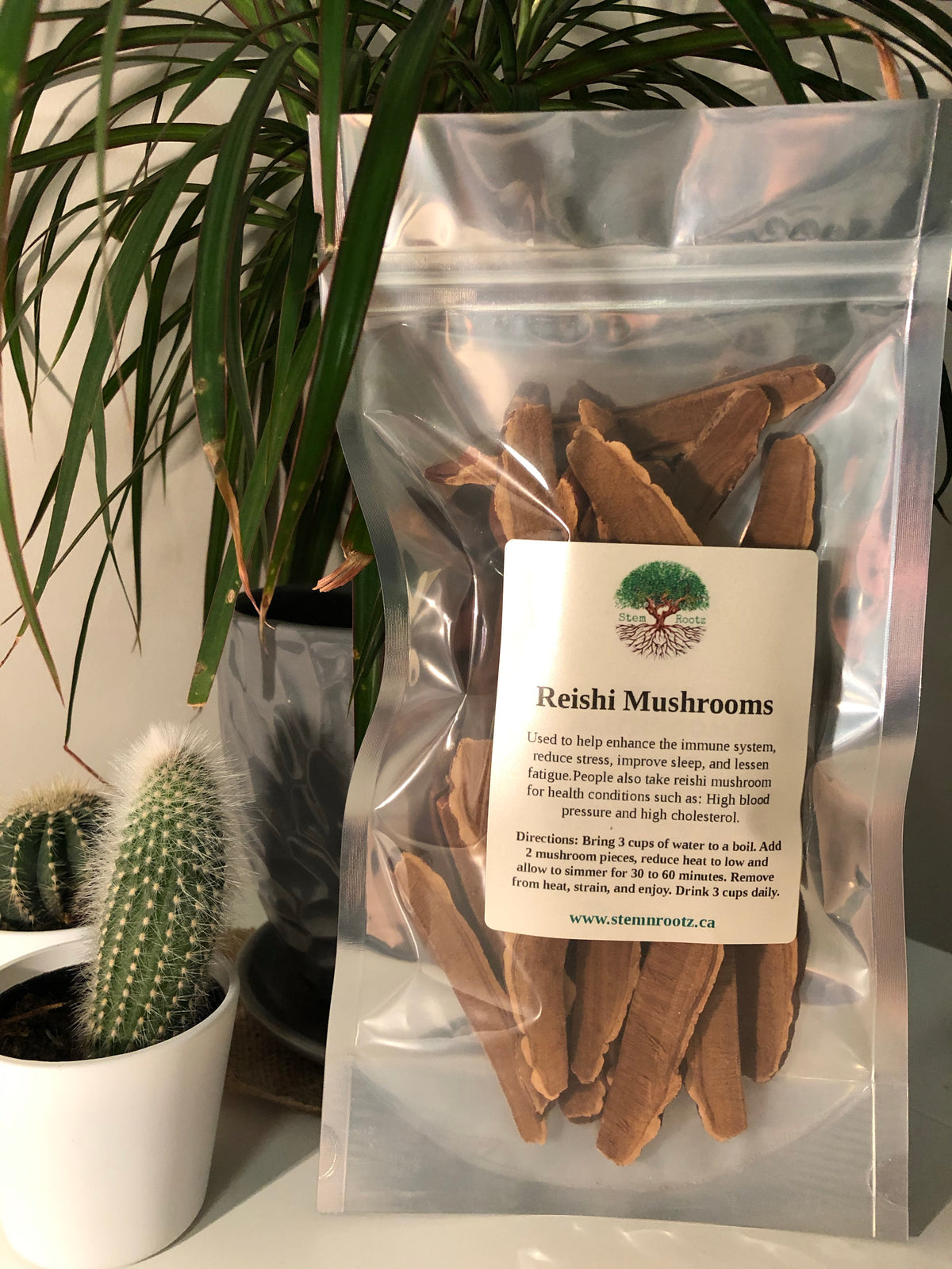 Stem n Rootz – Reishi mushroom loose leaf herbal tea in resealable 2oz pouch